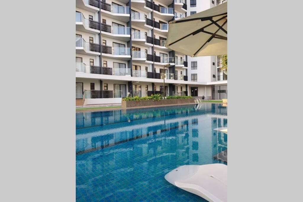 Casa Raudhah @ Timurbay Seafront Residence Kampung Sungai Karang Экстерьер фото